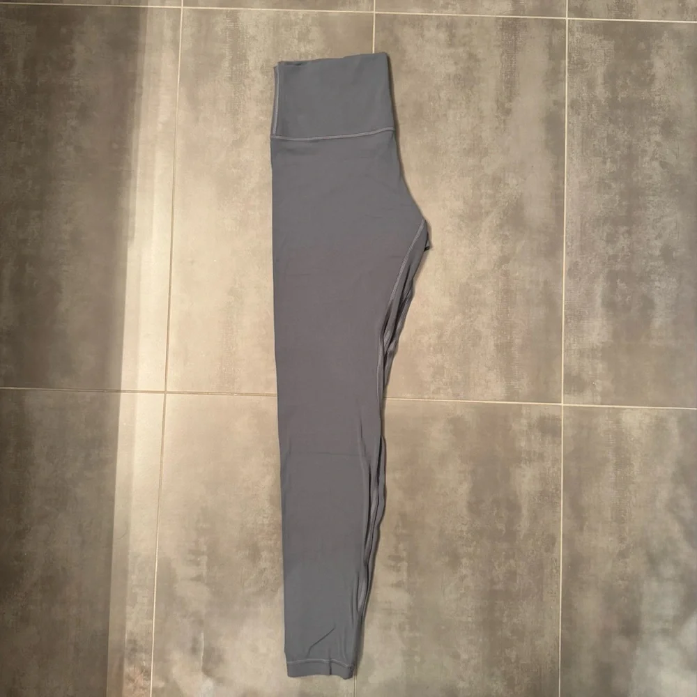 Lululemon Bundle Sz 10 Swiftly Tech Hip Length High Waist Align Pants Length 28” - Picture 10 of 16